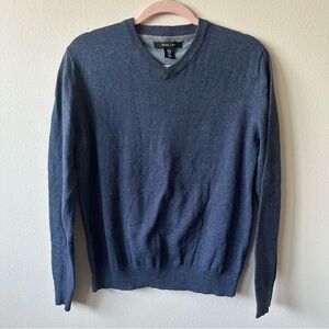 Men's Mark Law M V-Neck Sweater
